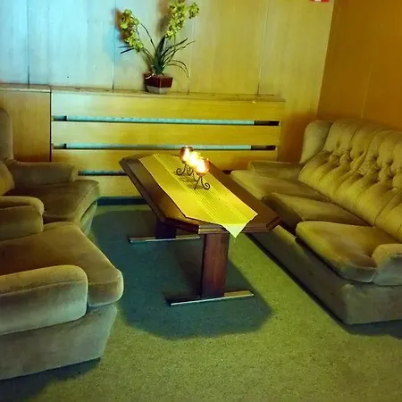 Puk Hotel 2*